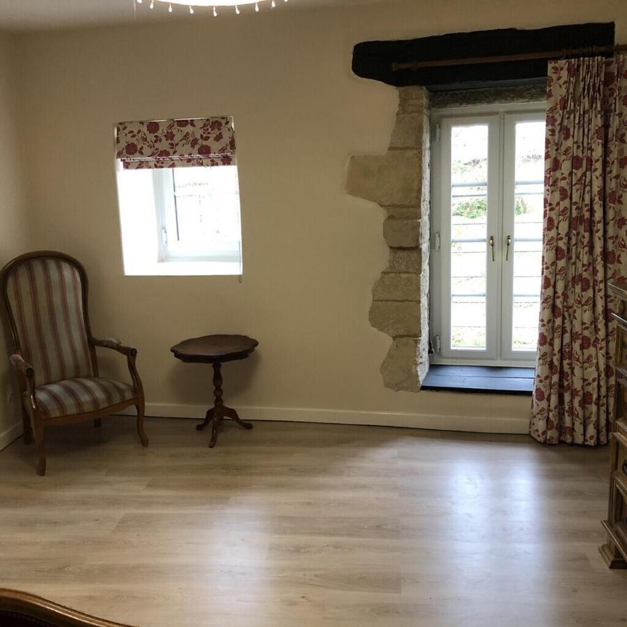 Blacksmiths Cottage In Blanzay - 3 Beds 外观 照片