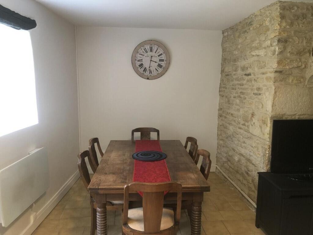 Blacksmiths Cottage In Blanzay - 3 Beds 外观 照片